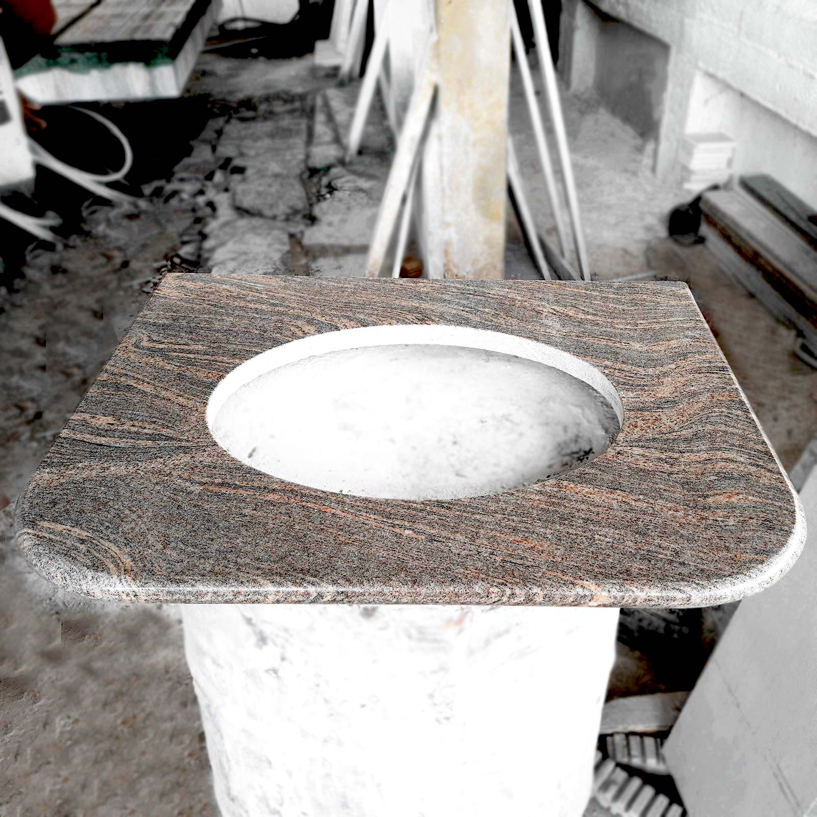 Colombo jubrana full bullnose and corner round edge countertop