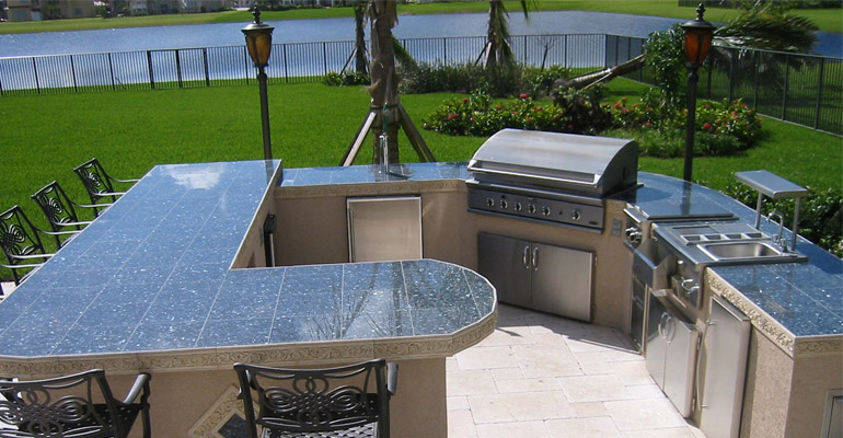 Impact of heat and cold temperature on outdoor granite tops